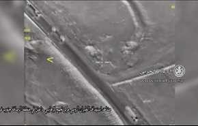 بالفيديو: شاهد كيف يصطاد الطيران الروسي ارتال داعش في الرقة