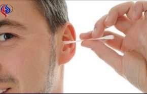 5 أخطاء شائعة عند تنظيف الأذن.. إحذرها!