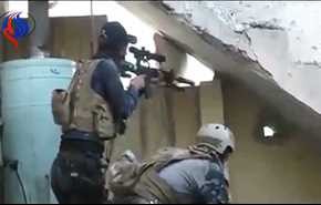 بالفيديو.. قتال عنيف بازقة الموصل الضيقة وضحايا مدنيون بتفجير انتحاري