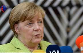 ميركل تواجه هجمات عنيفة تشعل حملة المانيا الانتخابية