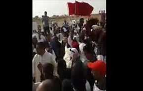 بالفيديو : مغاربة يطردون إمام صلاة عيد‎ الفطر بعد 