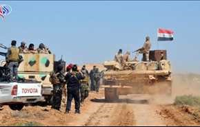 القوات العراقية يحرقان خمس مضافات لداعش في نفط خانة شمال شرق ديالي