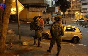 الاحتلال يعتقل 9 فلسطينيين من الضفة بينهم زوجة اسير