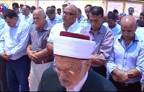 بالفيديو: المقدسيون يؤدون صلاة الجمعة في بلدة الشيخ جراح التي صادرها الاحتلال للمستوطنين