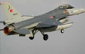 طائرات حربية تركية تهاجم مناطق حدودية شمال دهوك
