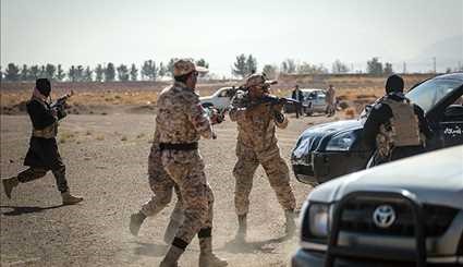 بالصور:  مناورات عسكرية في اصفهان ضد 