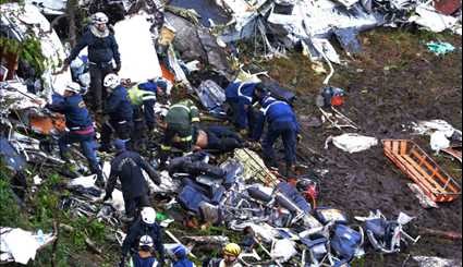 بالصور.. تحطم طائرة تنقل فريقا برازيليا لكرة القدم في كولومبيا