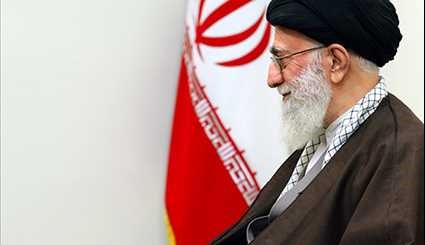 قائد الثورة الاسلامیة یستقبل رئیس المجلس الأعلی الإسلامی العراقی