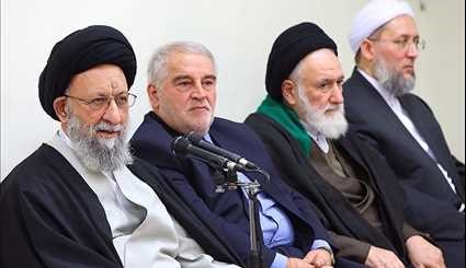دیدار اعضای ستاد بزرگداشت چهارهزار شهید استان گلستان با مقام معظم رهبری