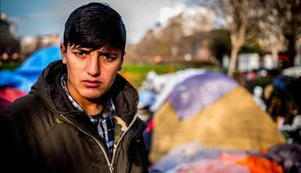 جمع آوری چادرهای پناهجویان در پاریس‎ | تصاویر