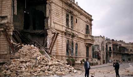 سياح في حلب