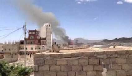 بالصور.. العدوان السعودي يستهدف حي ضبوة في صنعاء اليمن