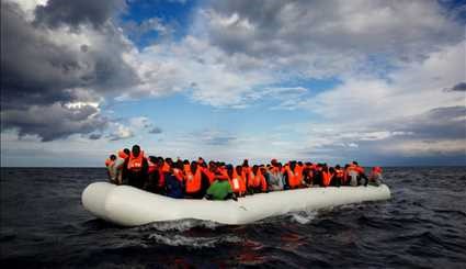 عملية انقاذ المهاجرين في البحر المتوسط