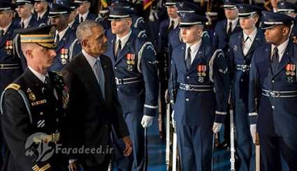 غش کردن یک سرباز در وداع آخر با اوباما! +عکس