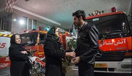 ابناء الشعب الايراني يواسون بشهداء رجال الإطفاء في حادث مبنى بلاسكو