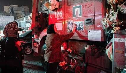 ابناء الشعب الايراني يواسون بشهداء رجال الإطفاء في حادث مبنى بلاسكو