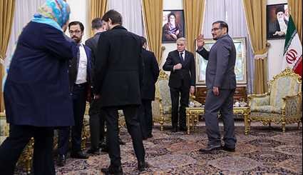 لقاء وزير الخارجية الفرنسي مع أمين المجلس الأعلى للأمن القومي الايراني