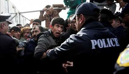 تظاهرات پناهجویان در یونان‎ | تصاویر