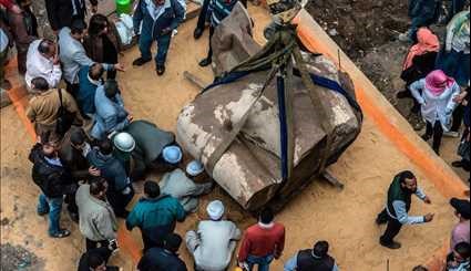 بالصور اكتشاف مجسمة رمسيس الثاني في مصر