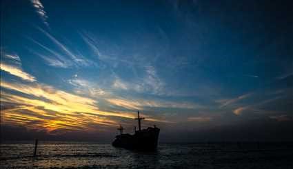 کشتی یونانی در کیش | تصاویر
