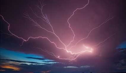 شاهد بالصور الرعد في استراليا