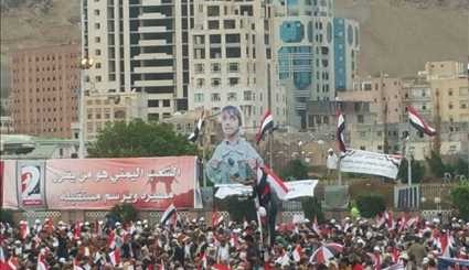 مسيرات حاشدة في صنعاء لإحياء الذكرى السنوية 2 للعدوان السعودي على اليمن