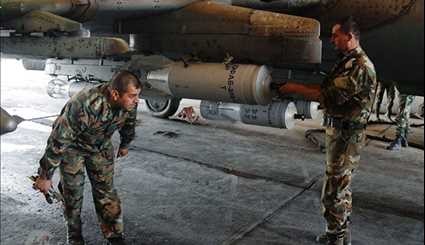 شاهد: بدء العمل في قاعدة الشعيرات العسكرية في حمص وسط سوريا