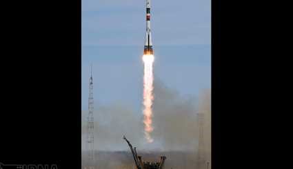 پرتاب موشک سایوز به فضا/ تصاویر