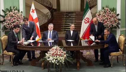 امضاء چهار سند همکاری میان ایران و گرجستان/ تصاویر