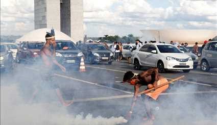 احتجاجات الناس الحمر في البرازيل