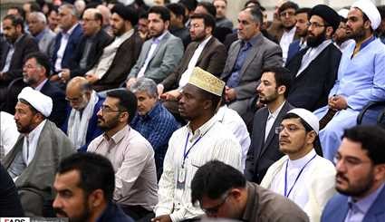 لقاء المشتركين في مسابقة القرآن العالمية مع الإمام الخامنئي