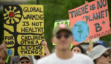 تظاهرات علیه تغییرات آب و هوایی در نقاط مختلف جهان‎ | تصاویر
