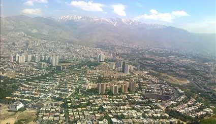طهران من جبالها الشمالية ... شاهد بالصور