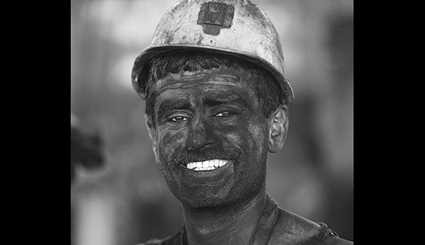 Sad Story of Iranian Miners of Zemestan-Yurt Cole Mine