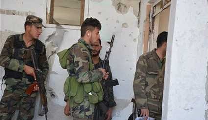 Syrian Army Forces on Verge of Complete Victory against Terrorists in Al-Qaboun