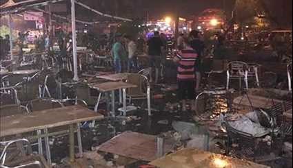 بالصور.. انفجار الكرادة وسط بغداد