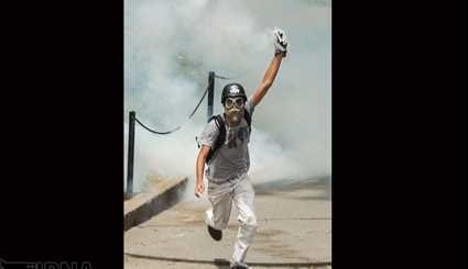 ادامه ناآرامی ها در پایتخت ونزوئلا | تصاویر