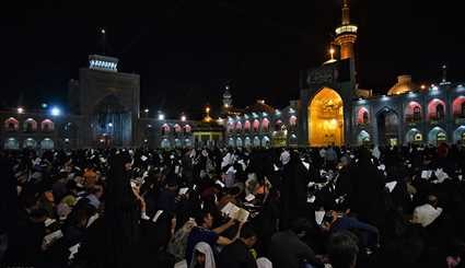 عکس‌هایی از مراسم احیای شب نوزدهم ماه مبارک رمضان در حرم رضوی