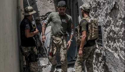 Iraqi Troops in Battle with ISIL Militants in Old City of Mosul