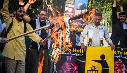 Iranians protest over Al-Aqsa Mosque desecration