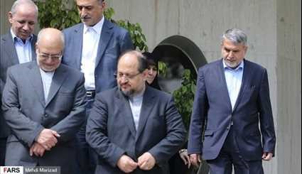 بالصور.. آخر اجتماع للحكومة الايرانية الحالية