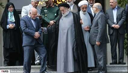 بالصور.. آخر اجتماع للحكومة الايرانية الحالية
