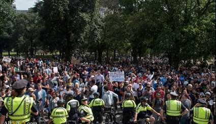اشتباكات بين عنصريين ومحتجين مناوئين لهم في بوستون الأمريكية