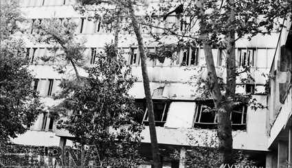 8 سبتمبر 1981 - انفجار القنبلة في مبنى رئيس الوزراء وشهادة رجایي وباهنر. صور
