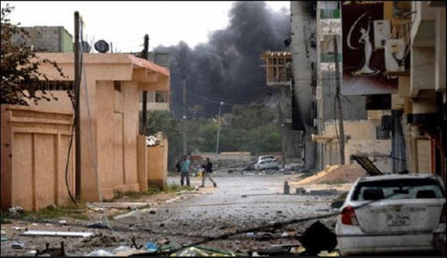 قصف طرابلس، والامم المتحدة تسحب طواقمها