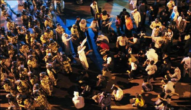 الرياض ترفض ثورة مصر خوفا على موقعها الديني