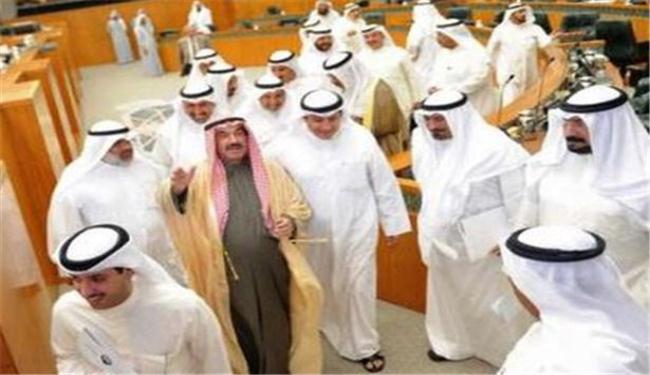 المعارضة تفشل بحجب الثقة عن رئيس وزراء الكويت