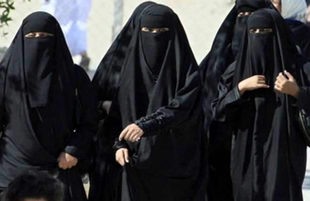 تحقیر زنان عربستانی برای نقض حقوق آنها
