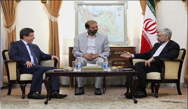 جليلي: الاستكبار يحاول حرف الثورات الشعبية 