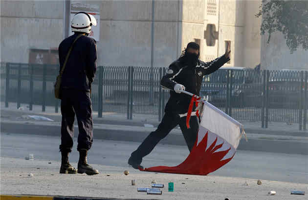 منع بحرینیهای آزاد شده از مصاحبه با رسانه ها